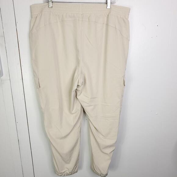 Old Navy Pants WOmens XL Stretch Tech Pull On Joggers Cargo Athleisure Cream - Picture 6 of 9